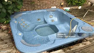 告别“冰冷澡堂子”！南宁桑拿房升级攻略：选对设备，温暖整个冬天！